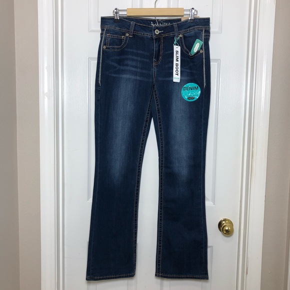 Maurices Stretchy Blue Wash Mid Rise Embellished Pockets Slim Boot Jeans 11/12 - Picture 2 of 16